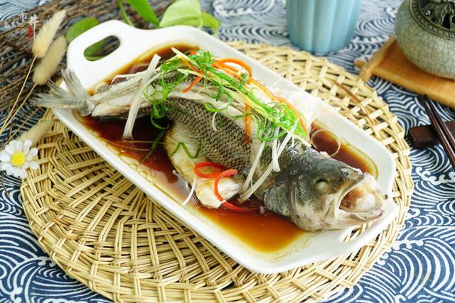 夏天可以吃羊肉吗，夏天可以吃羊肉吗 夏天清炖羊肉怎样做（建议少吃猪肉羊肉）