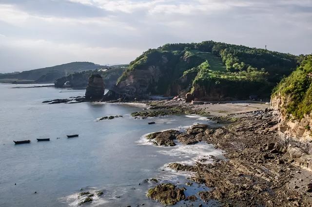 夏季去哪里旅游好，夏天去哪旅游好（中国十一大暑假旅游热门城市）