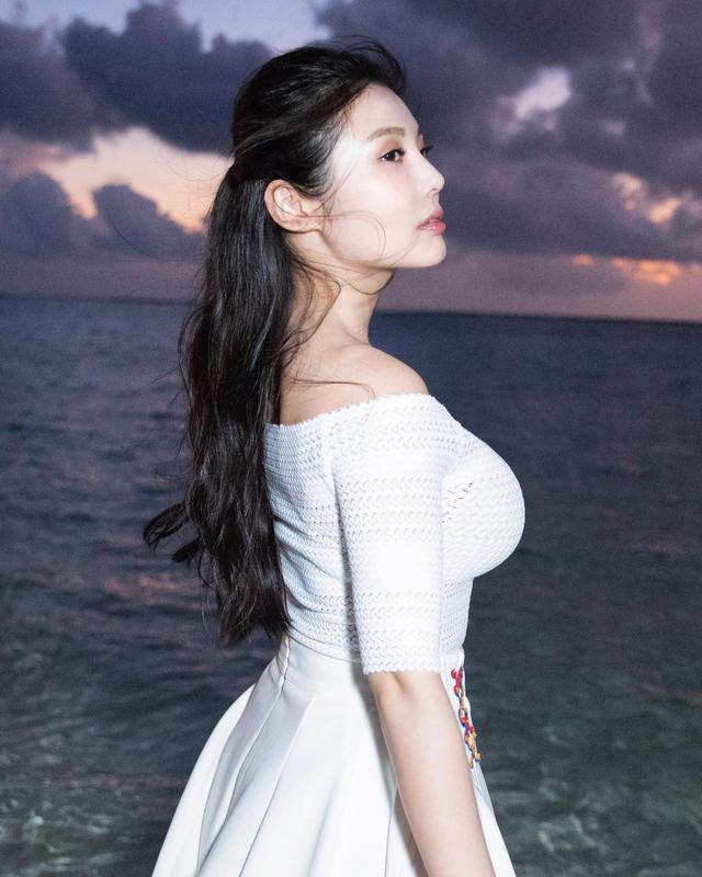 徐冬冬个人资料，余罪中徐冬冬扮演者（徐冬冬高清图集）