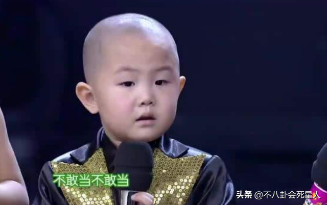人前风光无限，人后被亲妈当成“提款机”，这5位童星满是辛酸泪