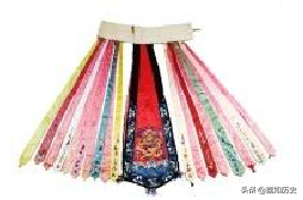 明朝妇女服饰的介绍，明朝女性服饰（比西式婚纱更雍容华贵的凤冠霞帔）