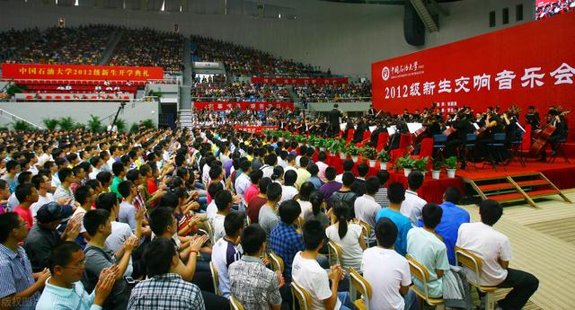 青岛本科大学都有哪些，青岛本科学校有哪些（青岛或成城市发展得“黑马”）