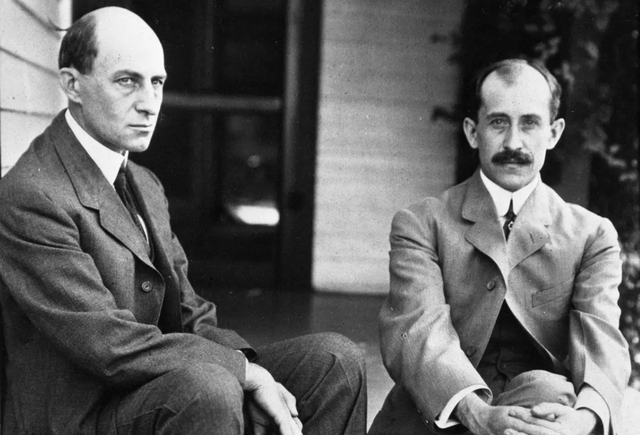 飞机为什么会飞，飞机为什么会飞简单回答（一架飞机几百吨重）