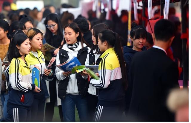 延长退休年龄最新规定，延迟退休以后法定退休年龄是多少（时间上或被延期）