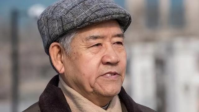 退休医生坦言：寿命长不是靠多走路和多睡觉，还要坚持这2件小事-图1