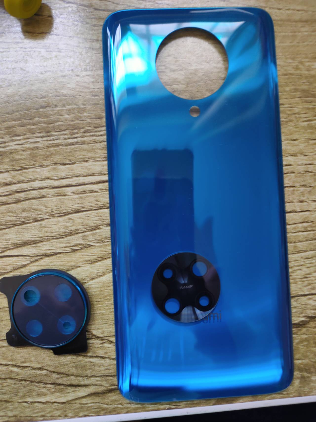 维修小米(红米)k30pro更换电池和后盖总成-上犹电脑信息网