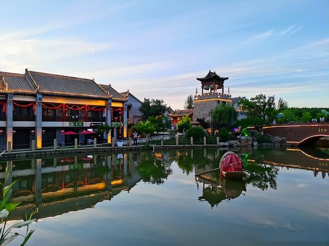 鄂尔多斯旅游景点大全，鄂尔多斯旅游景点大全介绍（内蒙古鄂尔多斯市最美的6个景区草原、山水、古镇风光）