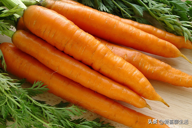 吃胡萝卜能长高吗，胡萝卜有助于排便吗（却是护眼长个的好帮手）