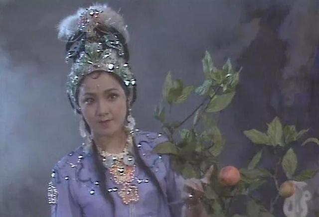 唐僧取经14年，称呼女妖精都是“女菩萨”，却只叫老鼠精“娘子”