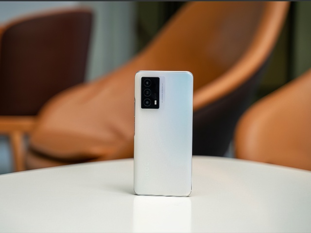 12G运行内存手机（最便宜的3款12GB+256GB手机）