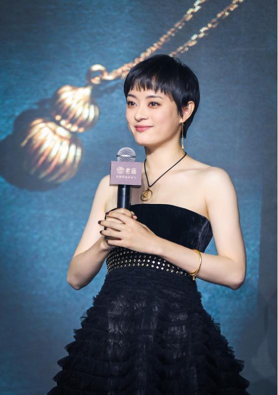 孙俪的各种短发发型，留短发很美的6位女星