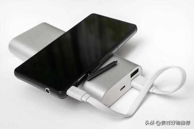 锂电池充电宝鼓包怎么办，锂电池充电宝鼓包怎么办啊（充电宝鼓包了还可以给手机充电吗）