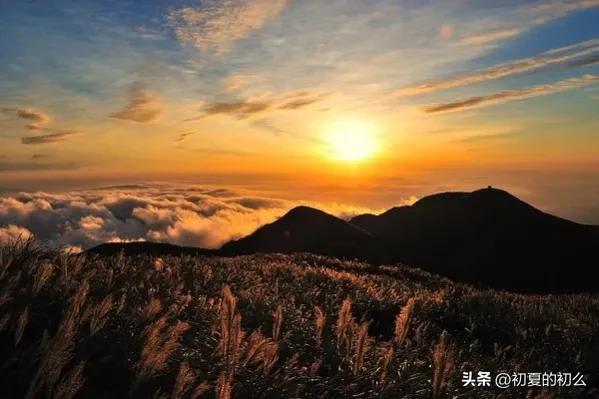 文学摘抄，历遍山河，人间值得（文学摘抄网）