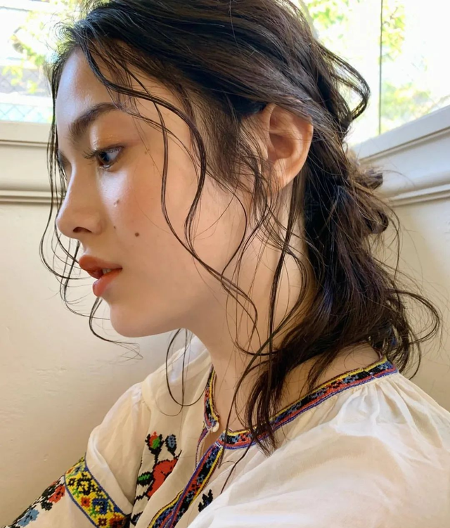 世界十大混血模特，全球最美的10位混血女神