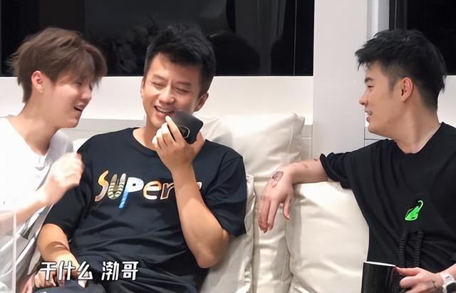 卫生队的故事电视剧剧情，电视剧卫生队的故事演员表（今8位老成员相比）