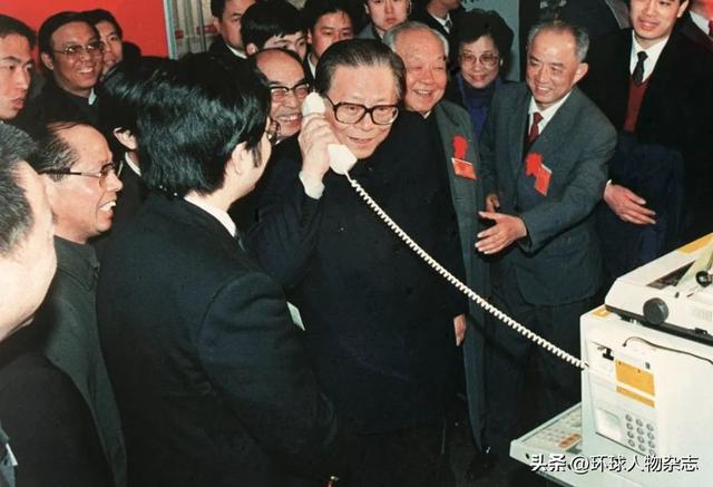 令人感动的画家黄泽金与伟人江泽民的深情故事，江泽民生平轶事