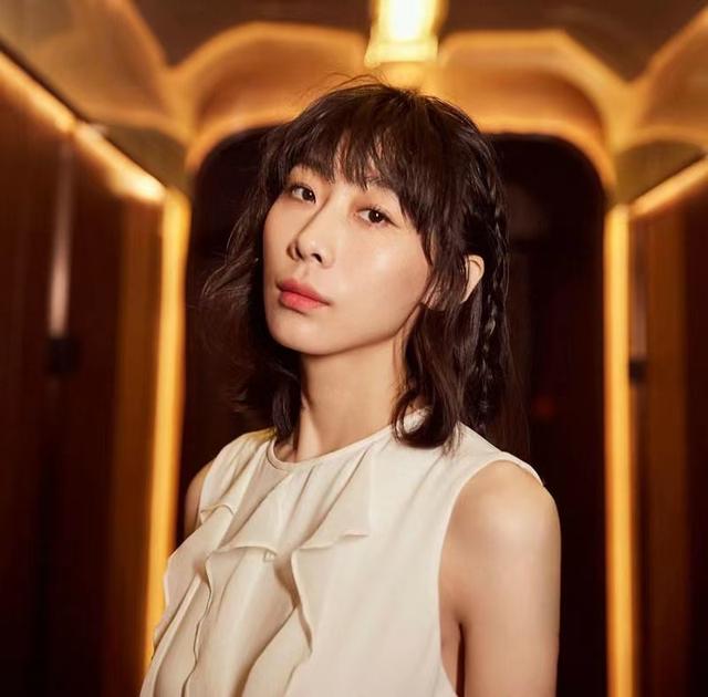 任素汐是歌手吗,任素汐是专业歌手吗(任素汐:被吐槽是"驴脸")