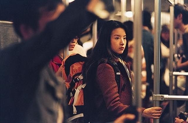 潘粤明董洁离婚原因，董洁为什么那么恨潘粤明（她为什么会和潘粤明离婚）