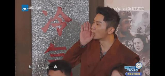 蔡徐坤情人歌词，蔡徐坤情人歌词完整版（听到他说的第一个答案）