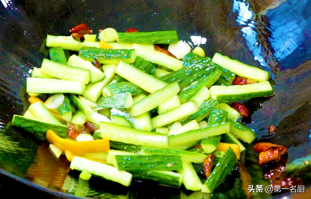 碱性食物排名第一名，世界最强碱性食物排行（也要吃的6种“碱性”菜）