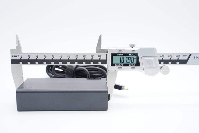 电脑适配器是什么，什么是适配器（拆解联想100W电源适配器看看用料）