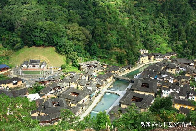 永定土楼和南靖土楼哪个好，南靖土楼和永定土楼有什么不一样（一张图看懂福建土楼怎么玩~附懒人旅行路书）