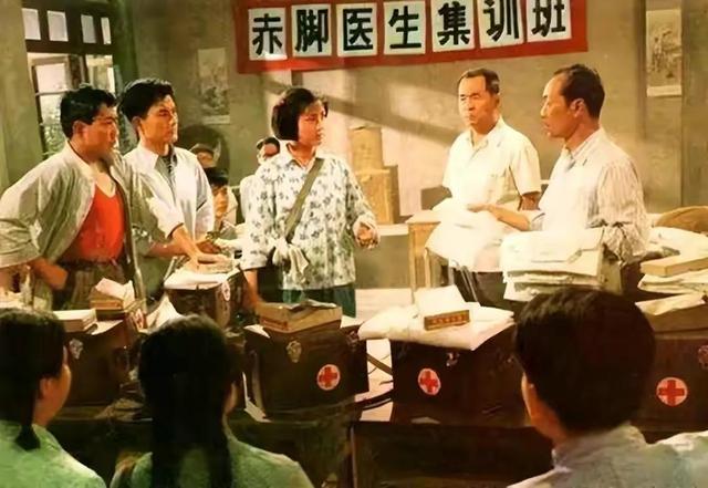 李秀明照片，影星李秀明照片（22岁与刘晓庆齐名）
