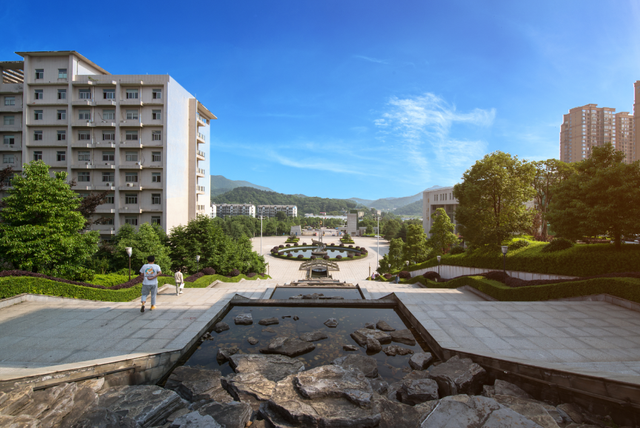 湖南财政经济学院怎么样，湖南财政经济学院专升本（为什么不叫湖南财经学院）