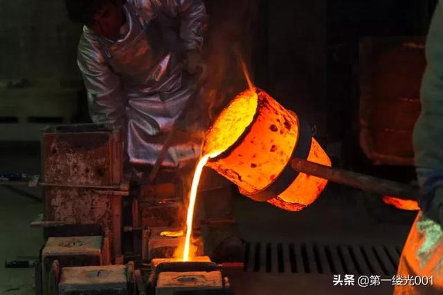 水淬火和油淬火的区别，水和油淬火有什么区别（淬火的过程和方法步骤）