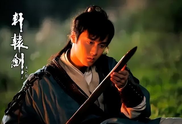 蒋劲夫家暴的来龙去脉，终于为他当初的粗暴行为