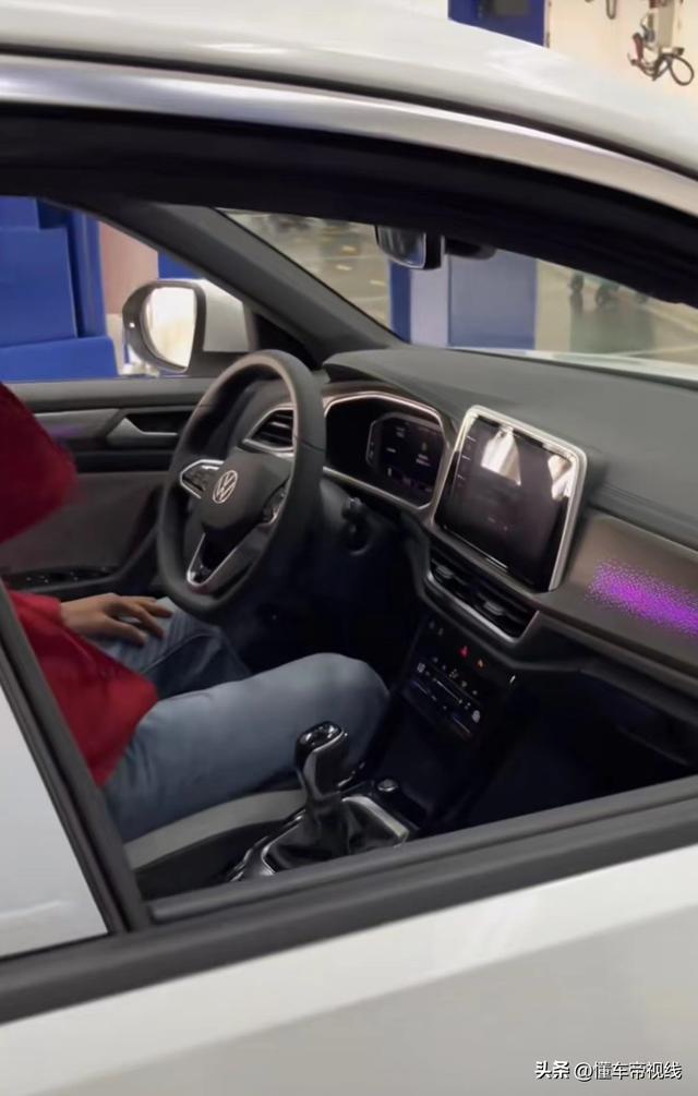 大众t-roc新款国内上市，新款大众T-ROC探歌实车曝光