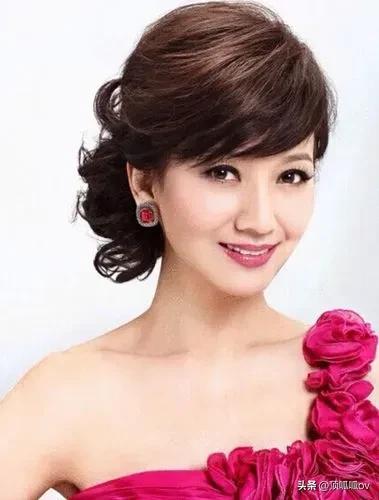 陈小春对张柏芝是真爱吗，美到极致的香港3大美女明星