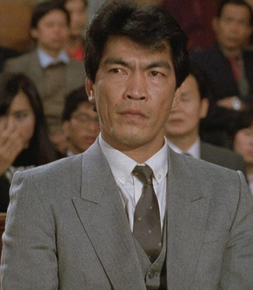 "大傻"成奎安:从月薪60到一天50万,娶两房妻子,54岁患癌去世