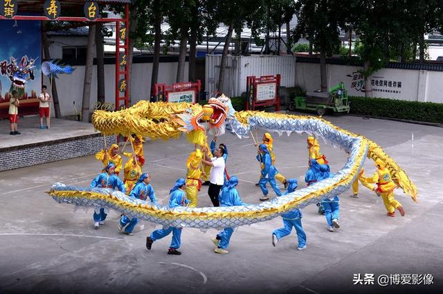 二龙戏珠，九街龙灯《二龙戏珠》（二龙戏珠是什么项目）