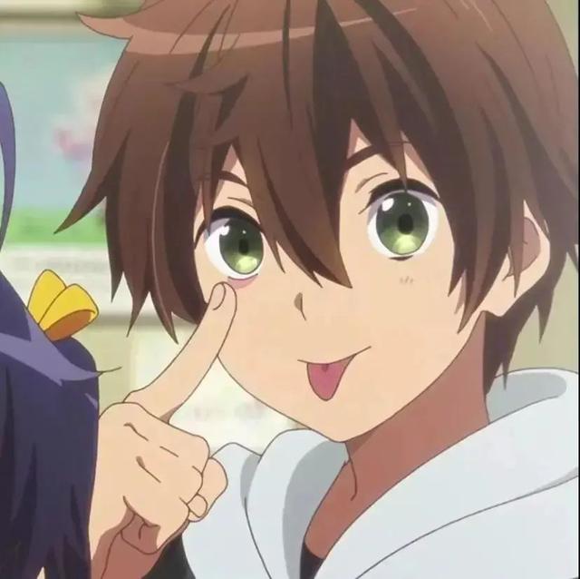 中二病女生特点，中二病也要谈恋爱／动漫女生头像微信（精选中二病也要谈恋爱动漫情侣头像大全）