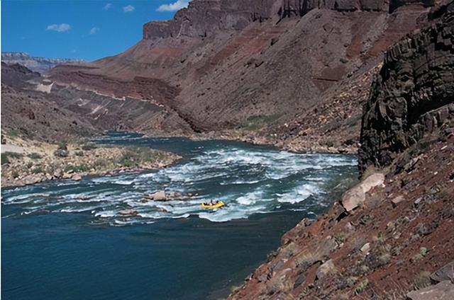 河流袭夺的形成过程是什么，河流袭夺后变化（河流、湖泊、地下水-2）