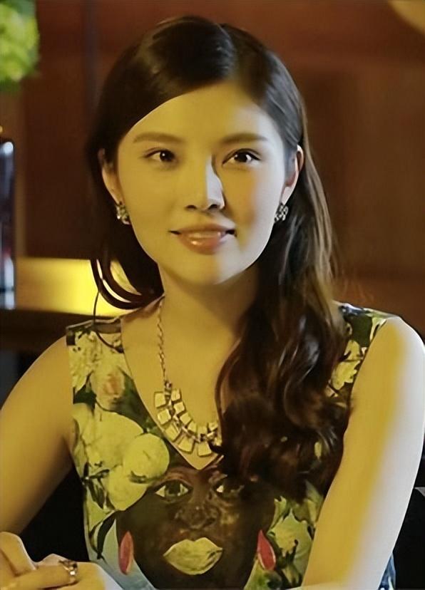 徐冬冬—《余罪》"沈嘉文"