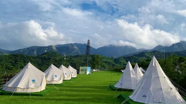 蒙古包帐篷价格，12米蒙古包价格（莱芜这三处绝美露营地）