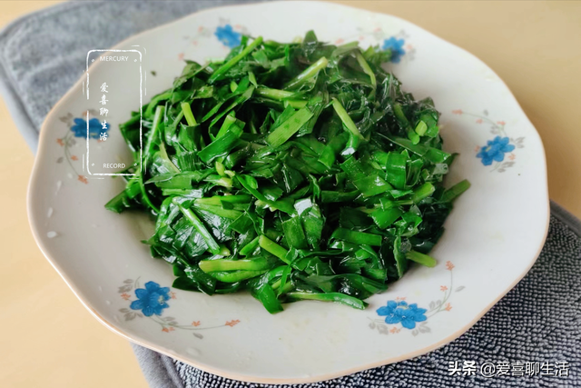 韭菜多少钱一斤，今日全国韭菜批收价格（春天少吃菠菜白菜多吃韭菜）