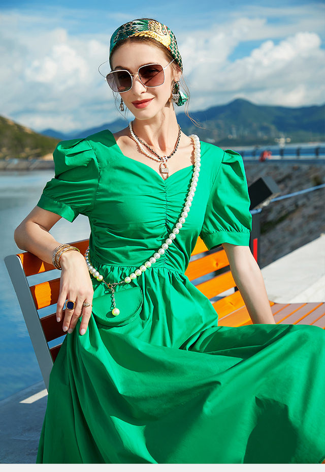 中年妇女连衣裙,中年女士时尚裙子(中年女人买连衣裙)