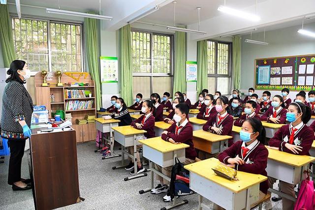 小学入学年龄调整2022，2022入学年龄调整是真的吗（2022小学生入学迎来“新调整”）