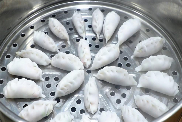 饺子要煮几分钟，饺子开锅煮几分钟（比韭菜和白菜都鲜）