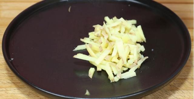 怎样泡生姜好吃，简单泡嫩姜的腌制方法（好多人不懂有啥用）