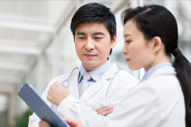 carefully的解释及carefully的例句，careful和carefully用法例句（careful）