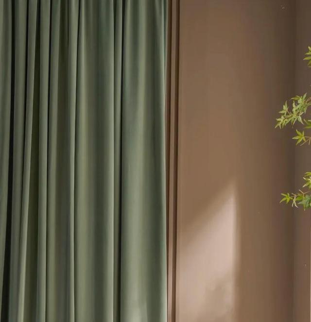 窗帘布哪种面料最好，窗帘布料哪种好（选购窗帘时选择什么材质好呢）