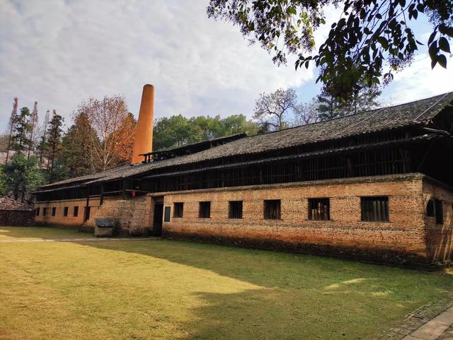 景德镇在哪里，景德镇在哪里买瓷器便宜（谈谈我对景德镇这座城的几点旅行印象）