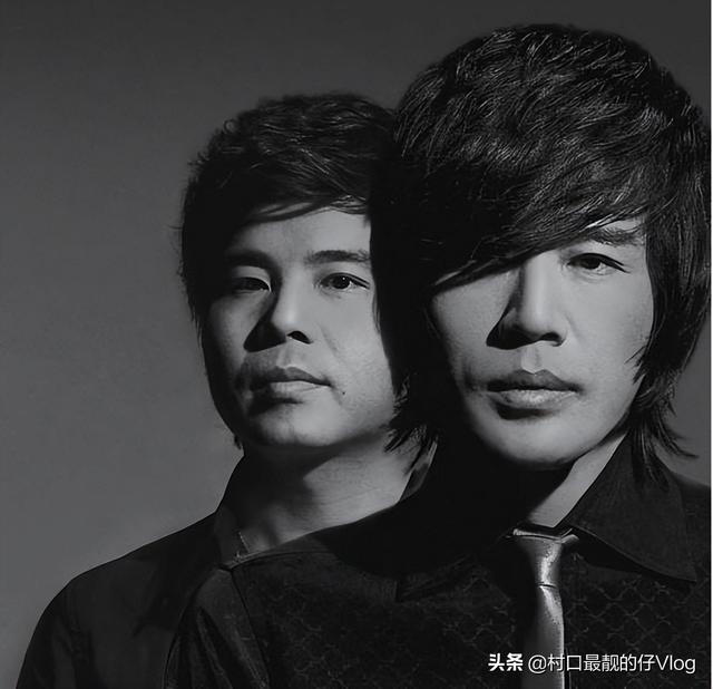 水木年华成员李健，水木年华成员资料（水木年华成员缪杰竟然开直播求礼物）