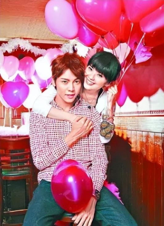 郑中基为什么叫太子基，郑中基的儿子（“港圈太子”郑中基）