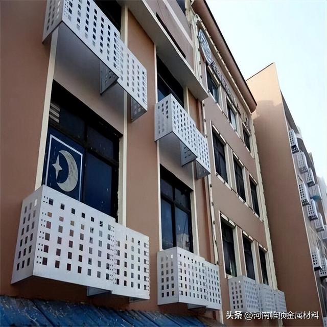 空调室外机尺寸一般多大,挂式空调外机尺寸(空调外机罩——美化楼宇