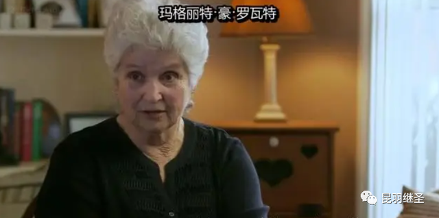 男子和海豚发生关系，南非一男子赏鲸差点被鲸鱼吞进嘴中（海豚殉情闭气自杀）